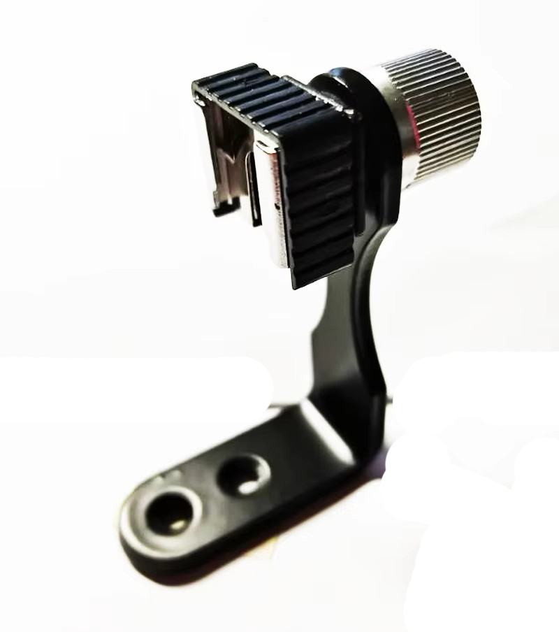 Полностью металлический кроншт – обзор и цена Hot Shoe Adapter
